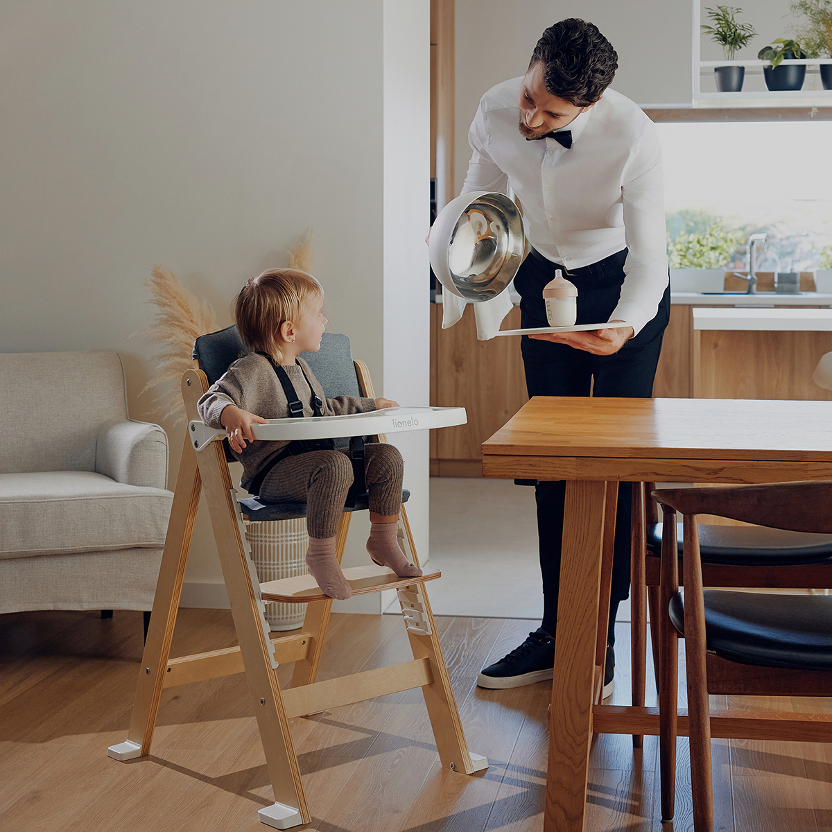 high chair product view 3 Lionelo Floris Beige Natural