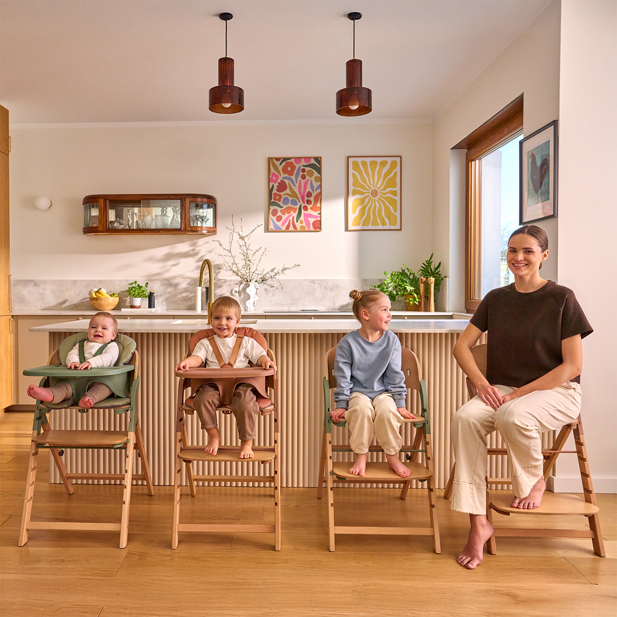 convertible high chair product view 2 Lionelo Megan Grey Wood
