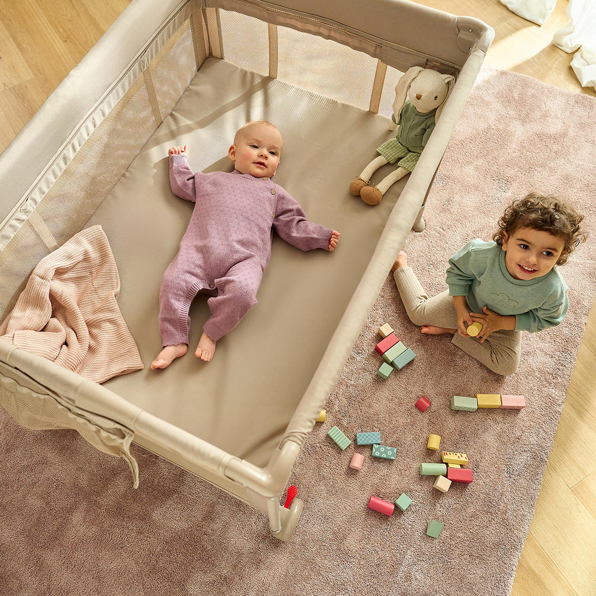 bedside crib product view 2 Lionelo Laura Green Sage