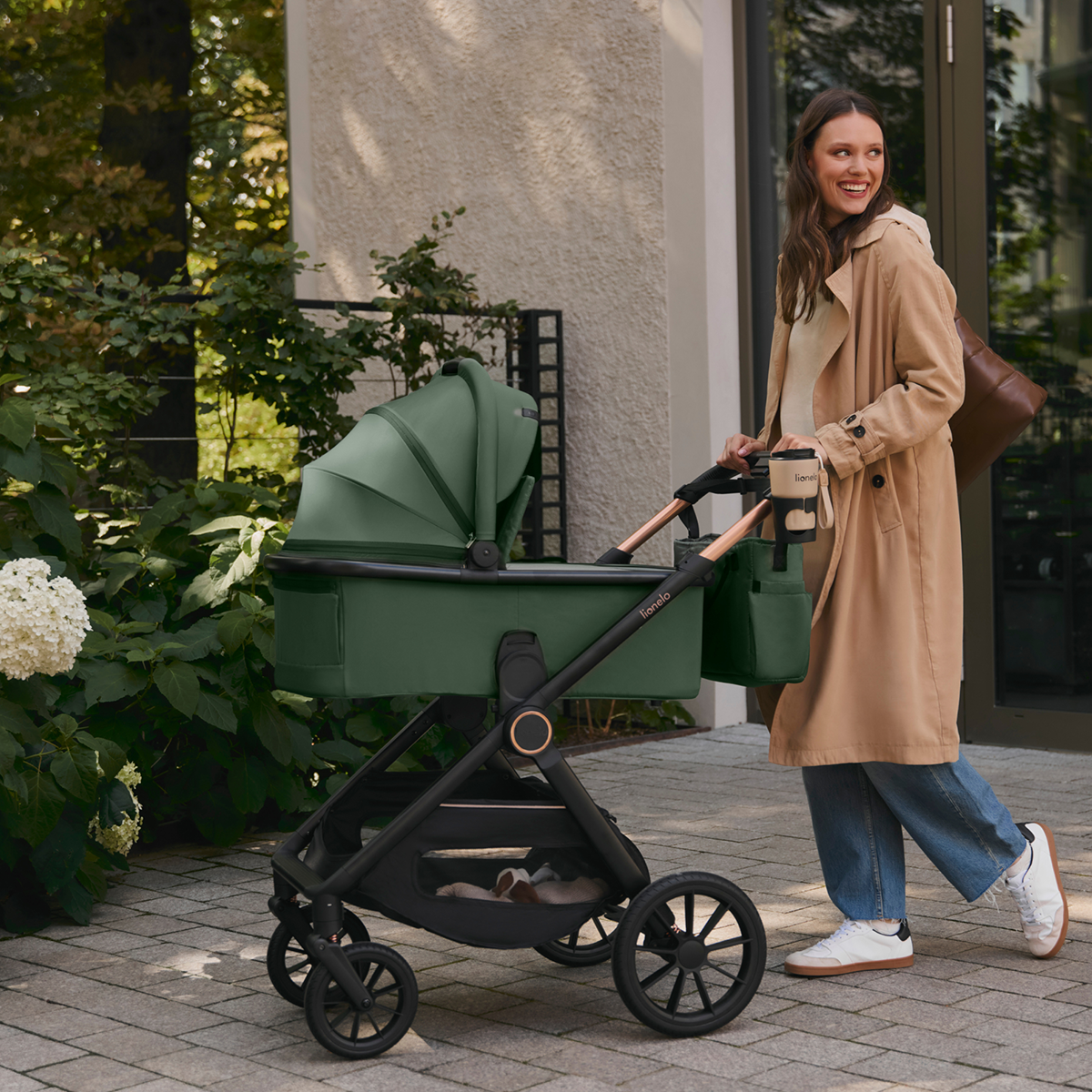 3-in-1 stroller product view 2 Lionelo Layla 3-in-1 Black Onyx