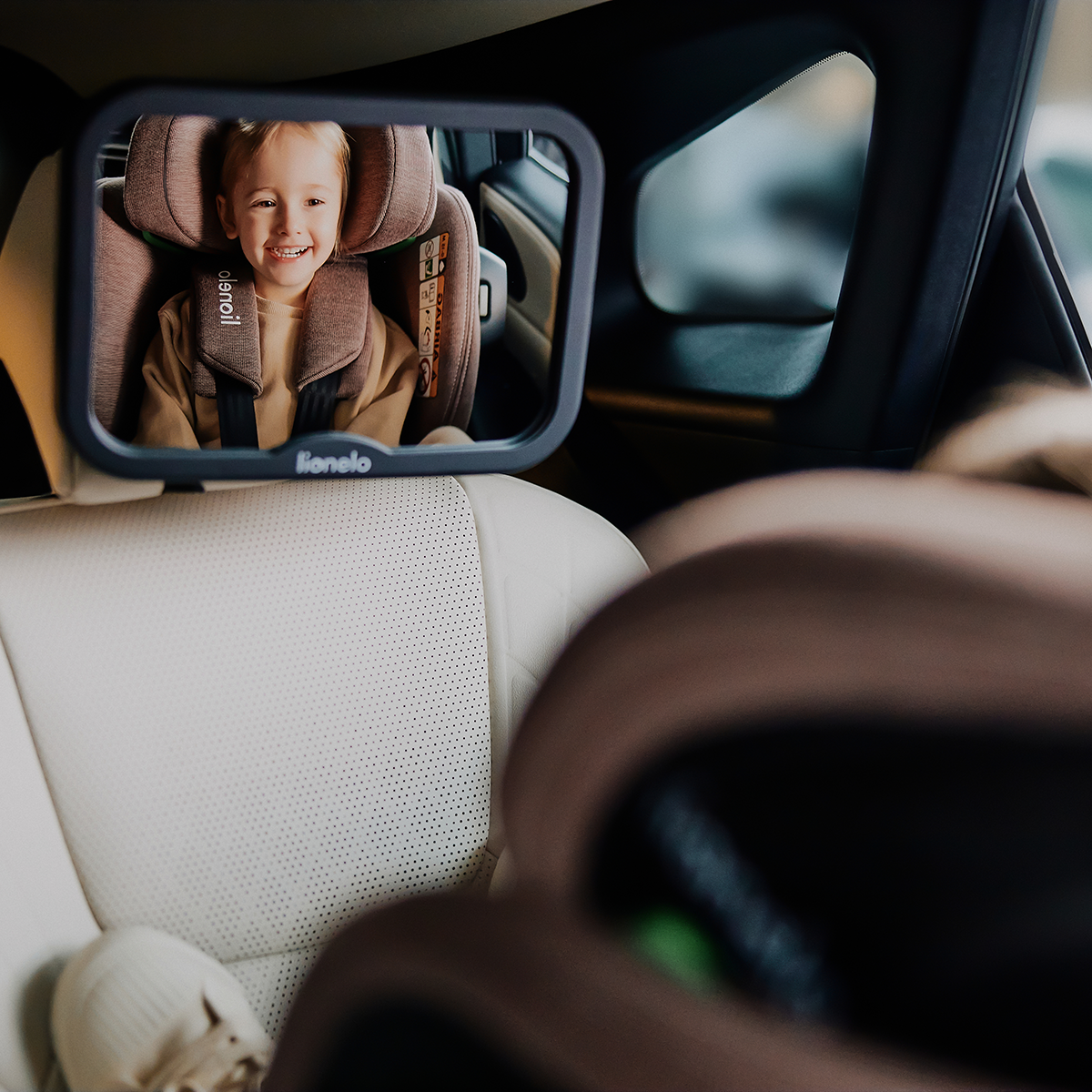 car seat mirror product view 3 Lionelo Sett Black Carbon